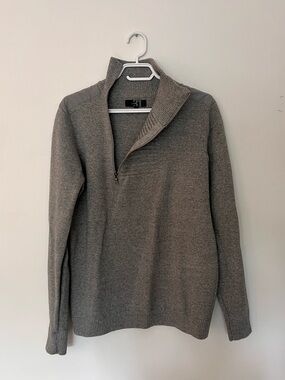 Simons Men's Gray Half-Zip Knit Sweater